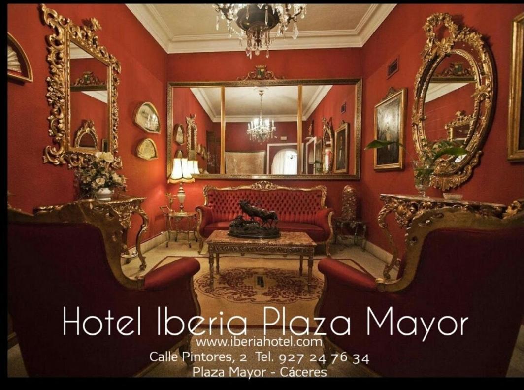 Hotel Iberia Plaza Mayor Caces Dış mekan fotoğraf